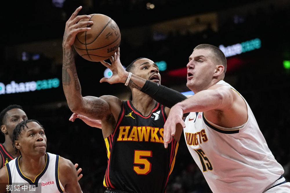 嘘声里包含 嘘声里包含