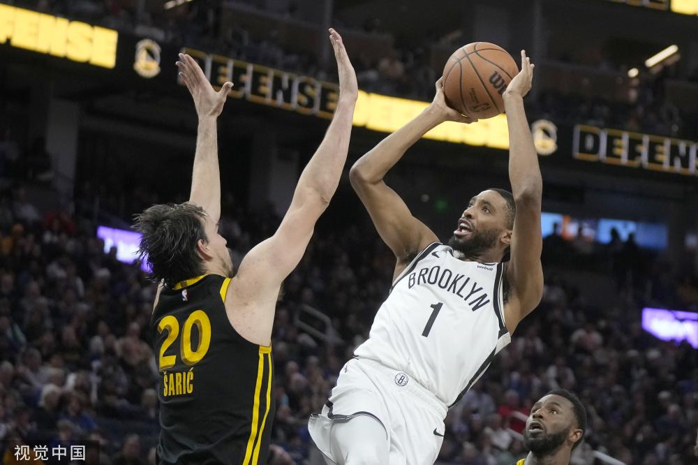 自从效力于 自从效力于